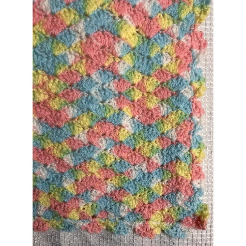 HAND CRAFTED CROCHETED PASTEL MULTI BABY BLANKET/THROW  Afghan‎ 29x37